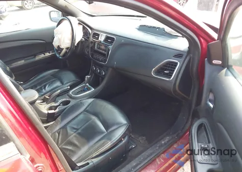 2014 Chrysler 200 Limited from USA, damaged, VIN 1C3CCBCG8EN112052